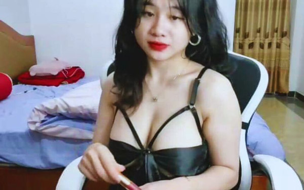 Tiểu sử cơ bản Anna Gấu