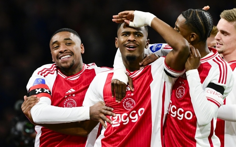 Các trận đấu nổi bật với sai lầm phòng ngự