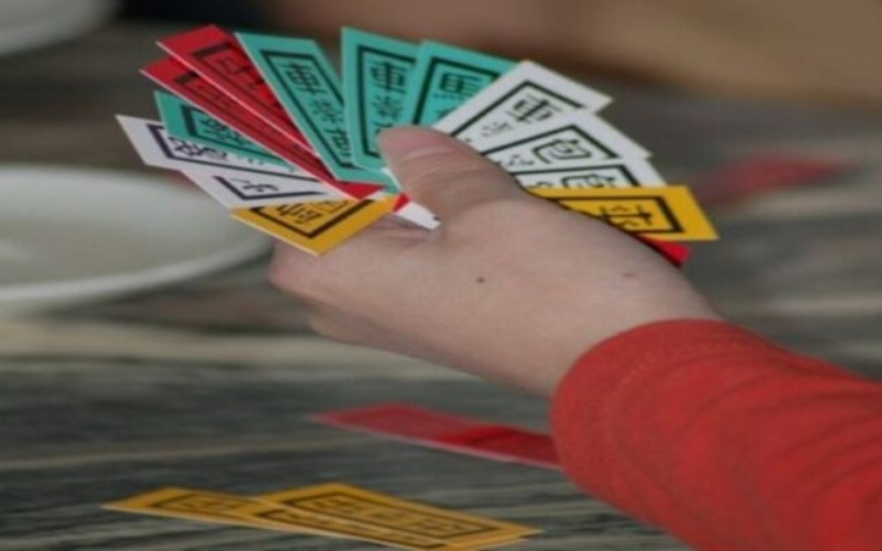 Tứ Sắc là gì? Nguồn gốc và Văn hóa game bài Việt