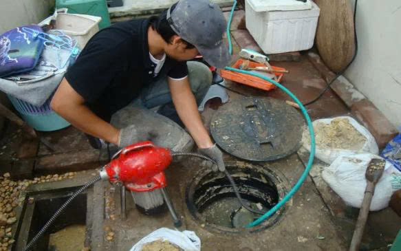 Envico – Giải Pháp Thông Hút Bể Phốt Hiệu Quả